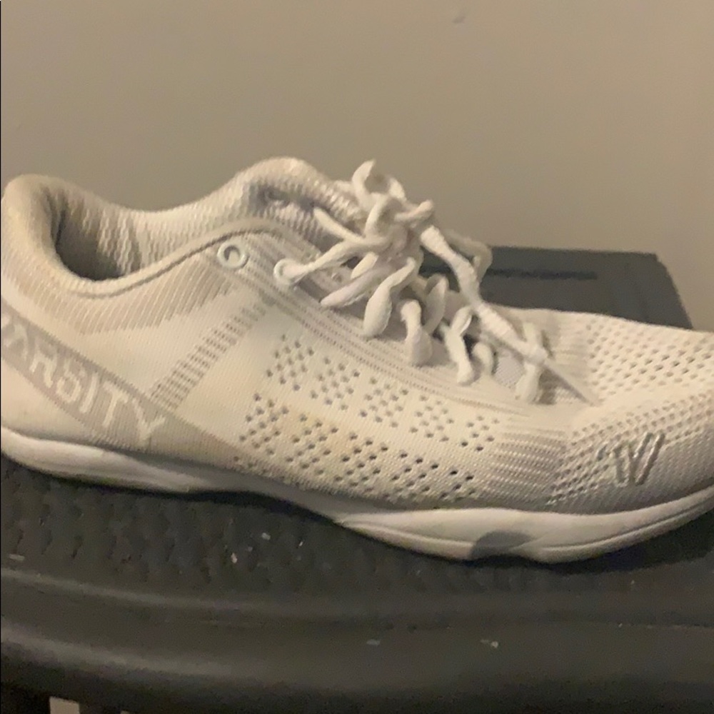 Varsity cheer shoes VFORCE